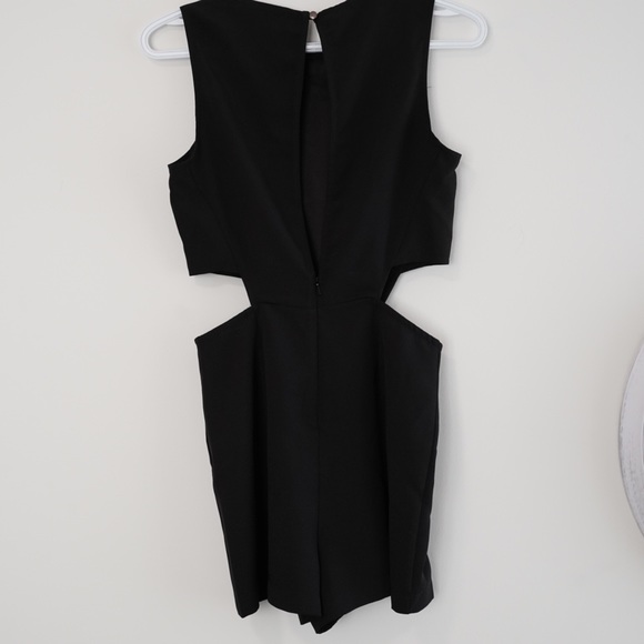 Moving sale! Cut Out Romper - Picture 2 of 6